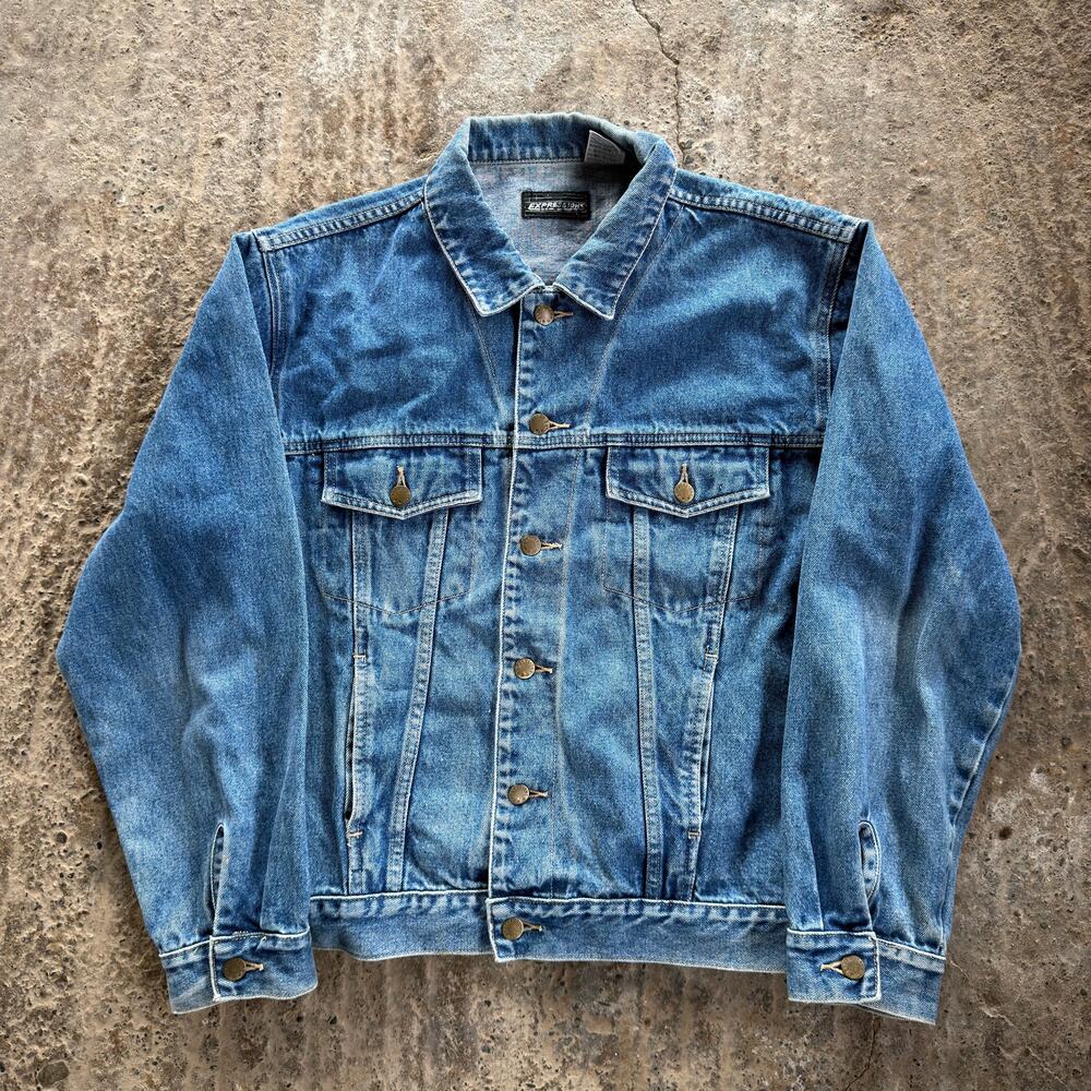 Vtg 90s Expressions Denim Trucker Jacket Medium Wash Blue L Relaxed Workwear